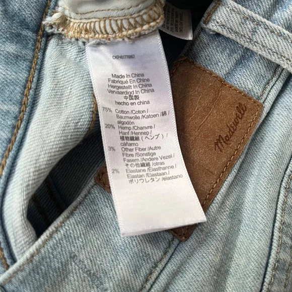 Madewell High-Rise Vintage Straight Jeans – Light Wash – Petite 26 - Picture 5 of 7